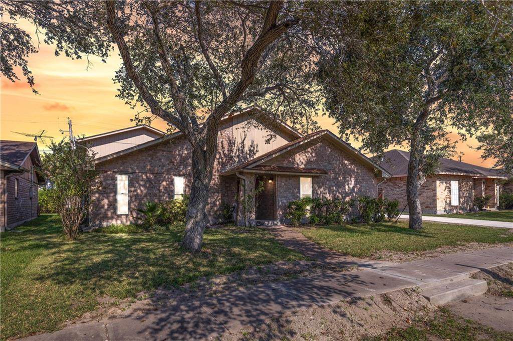 6813 Braesvalley Drive - Photo 1
