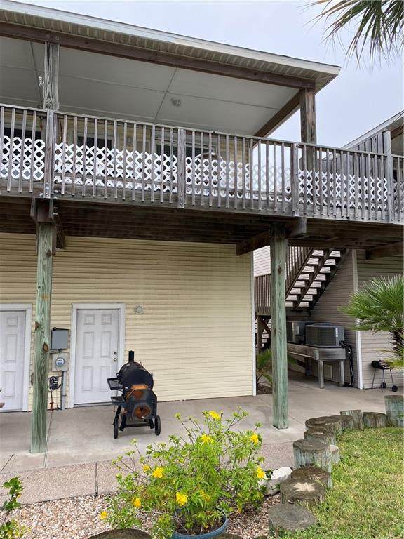 225 Avenue - Photo 1