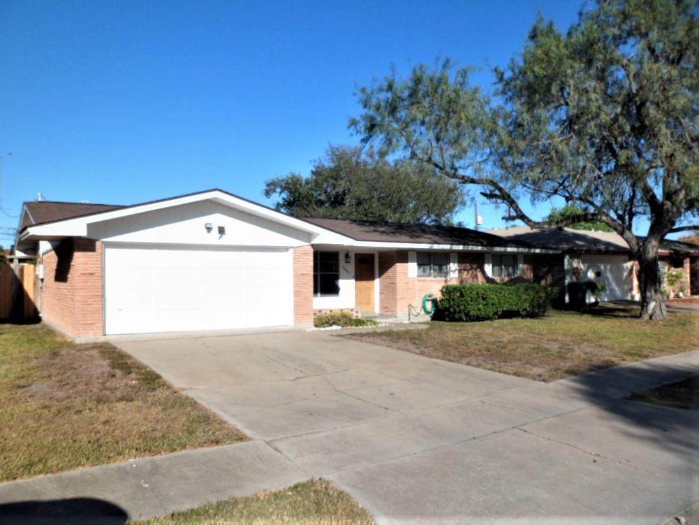3622 Bentwood - Photo 1