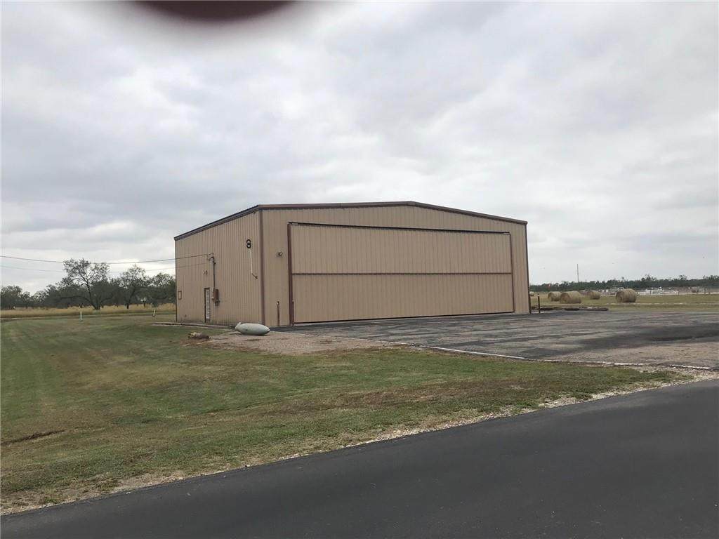 106 County Road 379 - Photo 1