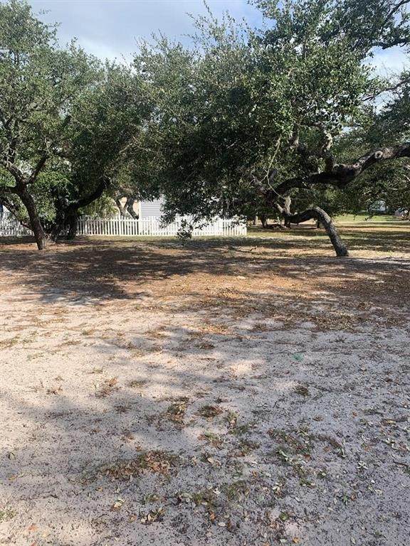 39 Old Cottage Beach Drive - Photo 1