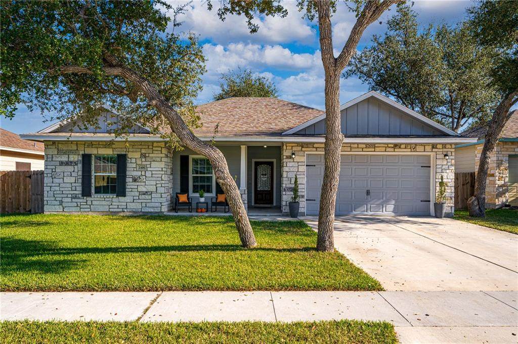 2416 Country Oaks - Photo 1
