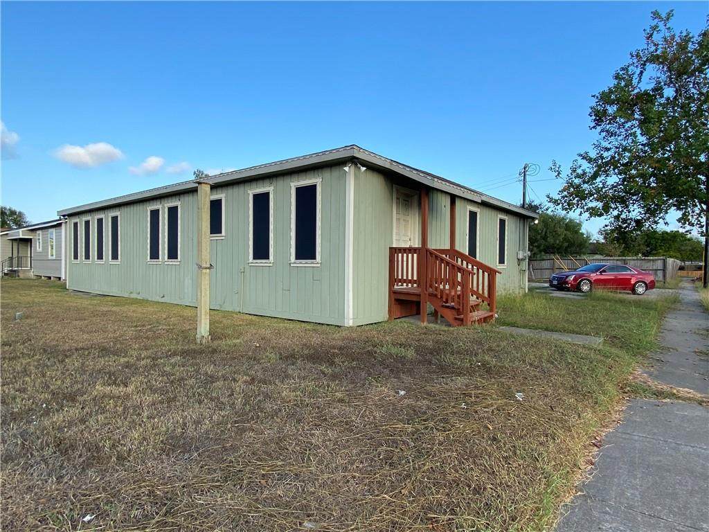 4942 Everhart - Photo 1