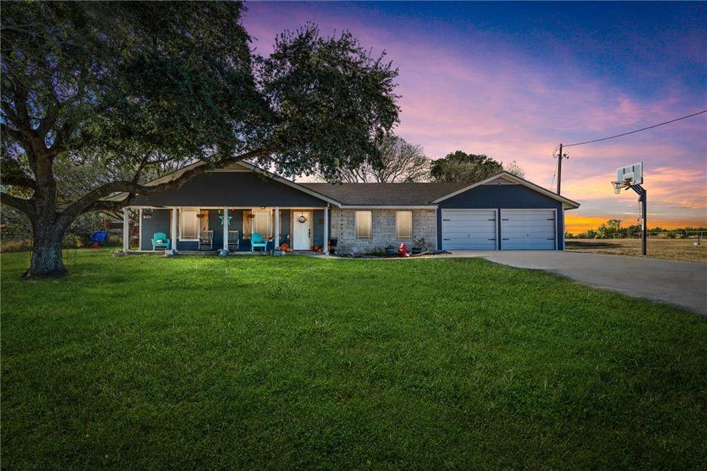 217 County Road 3033 - Photo 1