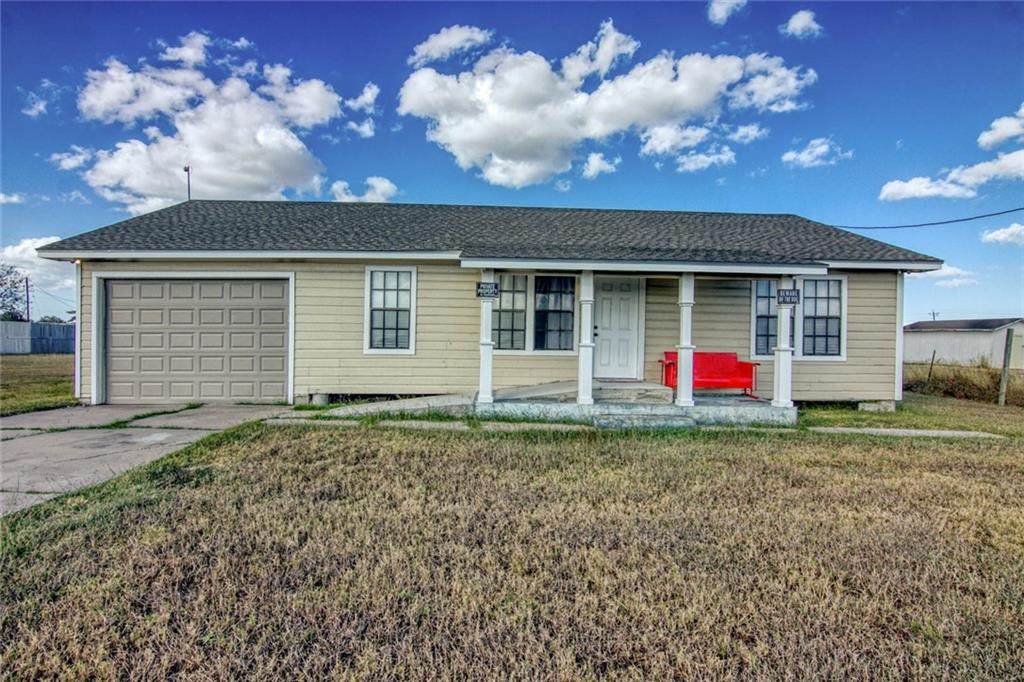 3374 County Road 22A - Photo 1