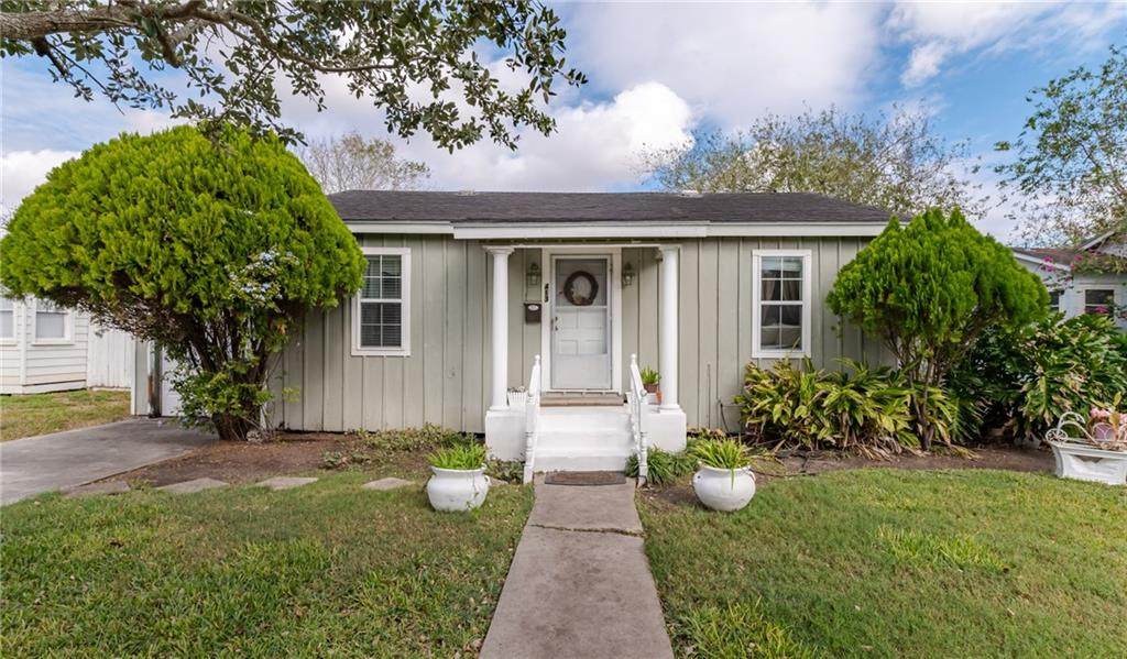 413 E. Henderson Street - Photo 1