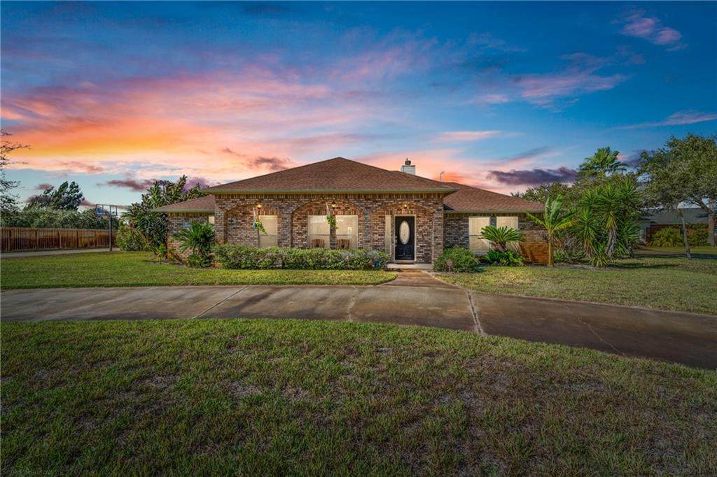 3818 Casa Blanca Court - Photo 1