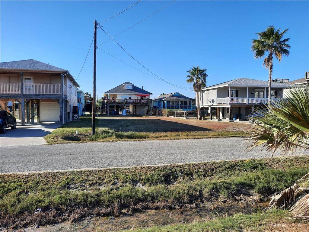 927 Austin Street - Photo 1