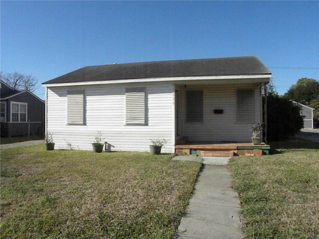730 Texas Avenue - Photo 1