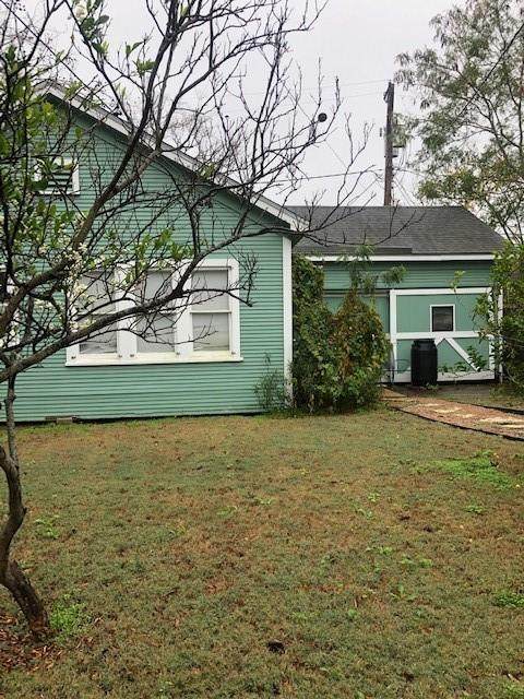 431 Cole - Photo 1