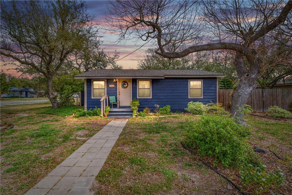 924 Terry Street - Photo 1