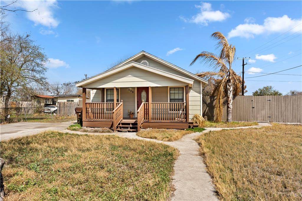 532 D Avenue - Photo 1