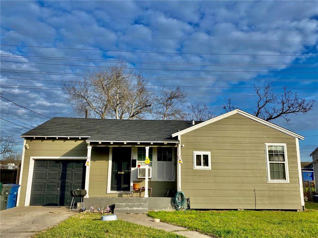 734 Cornelia - Photo 1