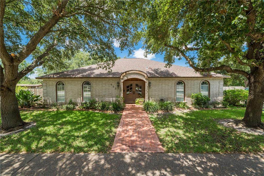 423 University Boulevard - Photo 1