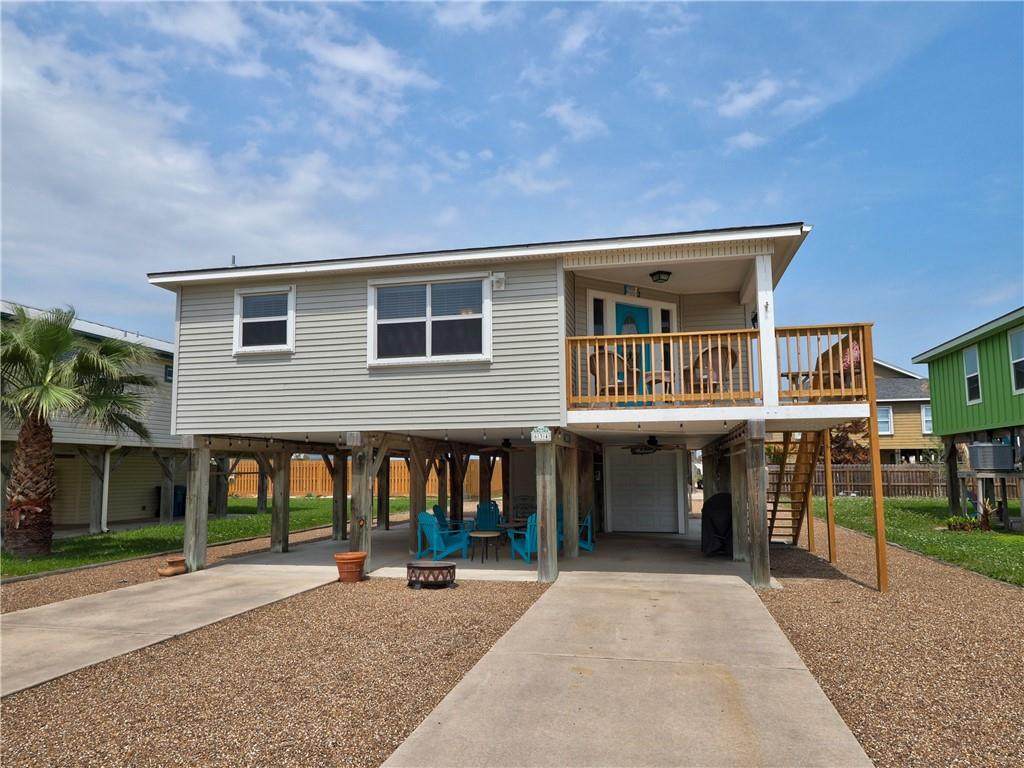 634 Pelican Circle - Photo 1