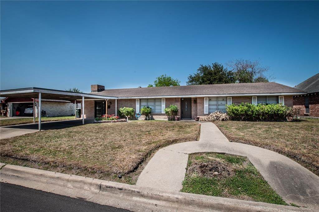 13606 River Forest Drive - Photo 1