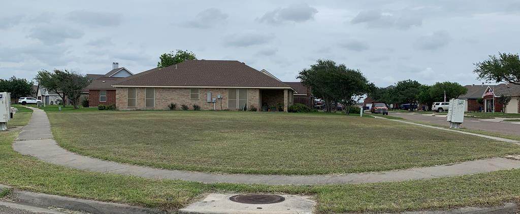 1101 Meadow Brook Drive - Photo 1