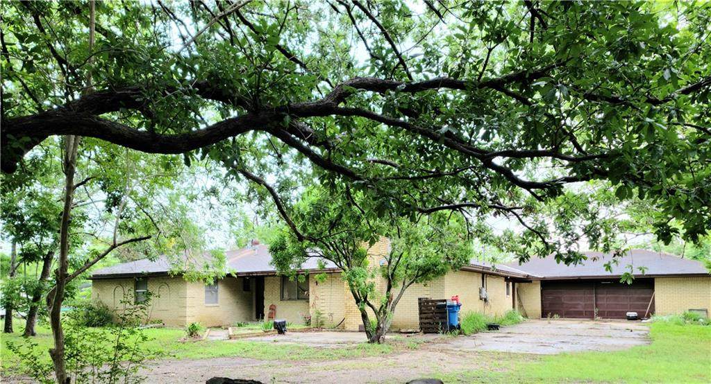 4504 County Road 2211 - Photo 1