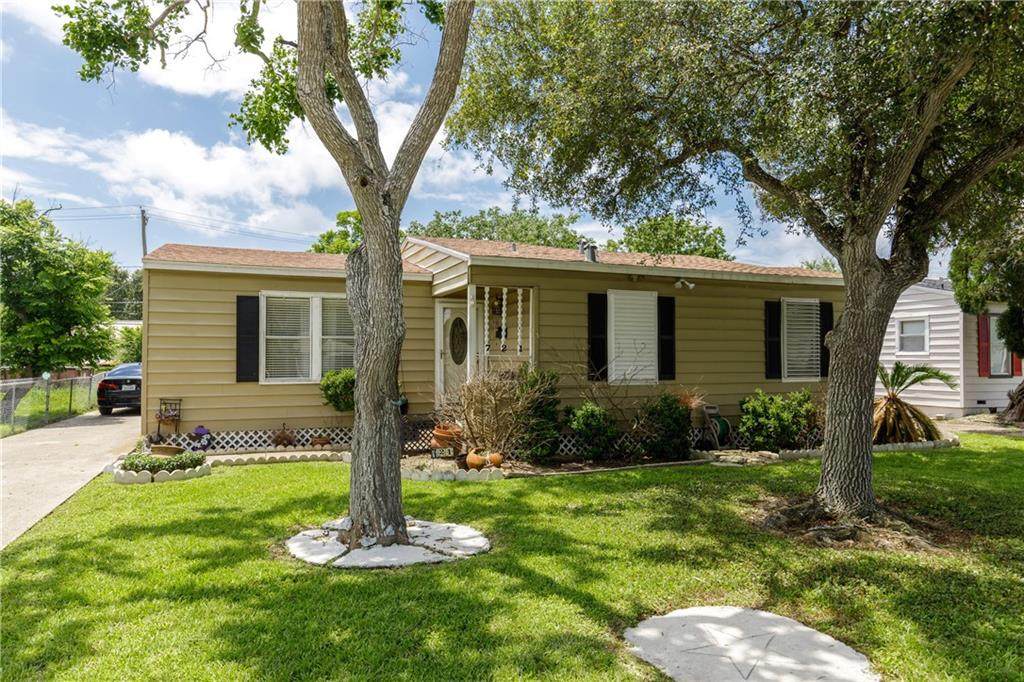 721 Texas Avenue - Photo 1