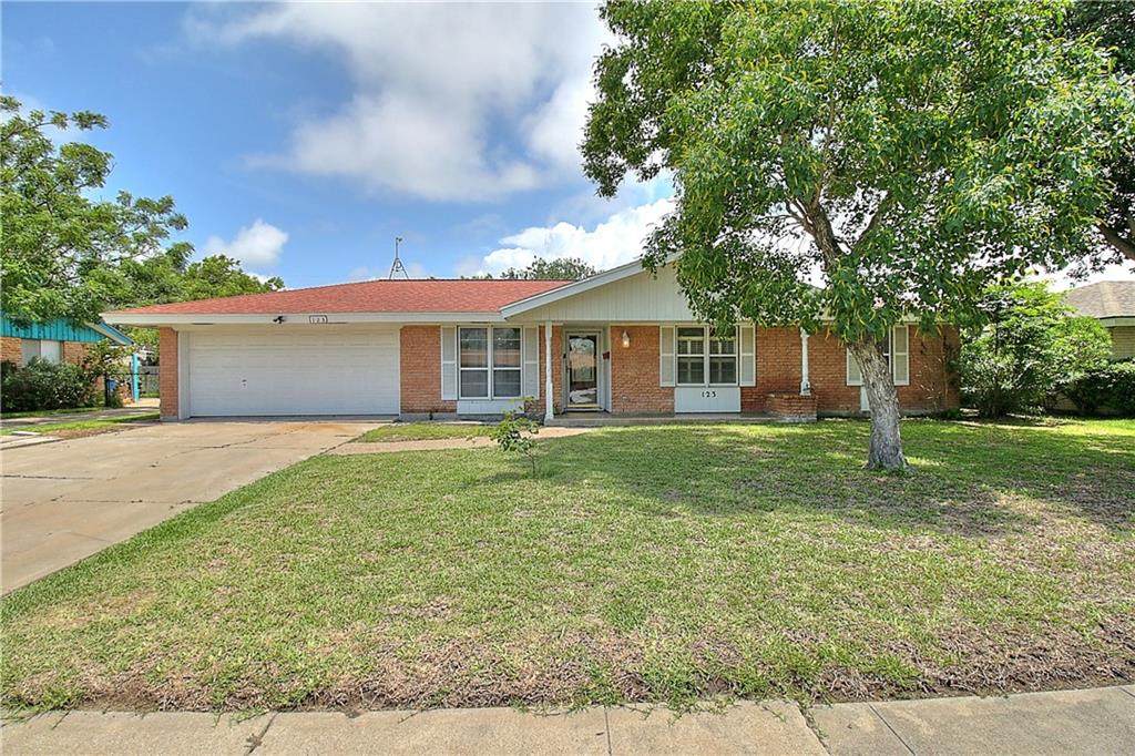 123 Carmel Drive - Photo 1