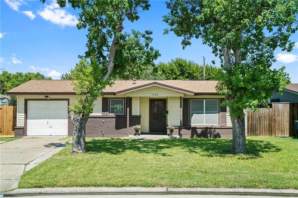 1406 Austin Street - Photo 1