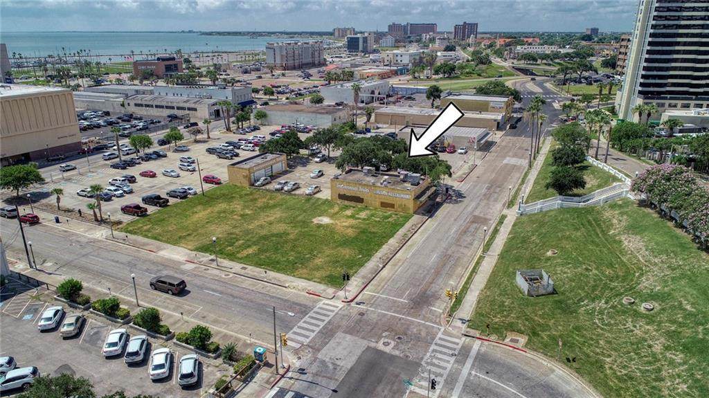 128 N Mesquite Street, Corpus Christi, TX 78401 (MLS 386805) KM
