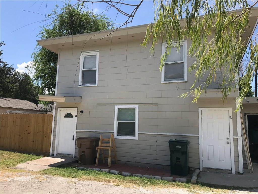 902 Lakeside Drive - Photo 1