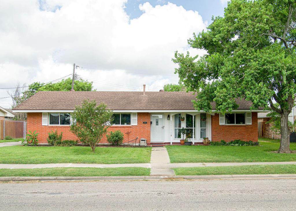 1061 Meadowbrook Drive - Photo 1