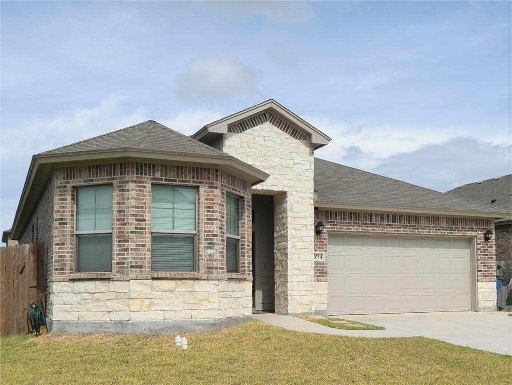 1034 Pasadena Street - Photo 1
