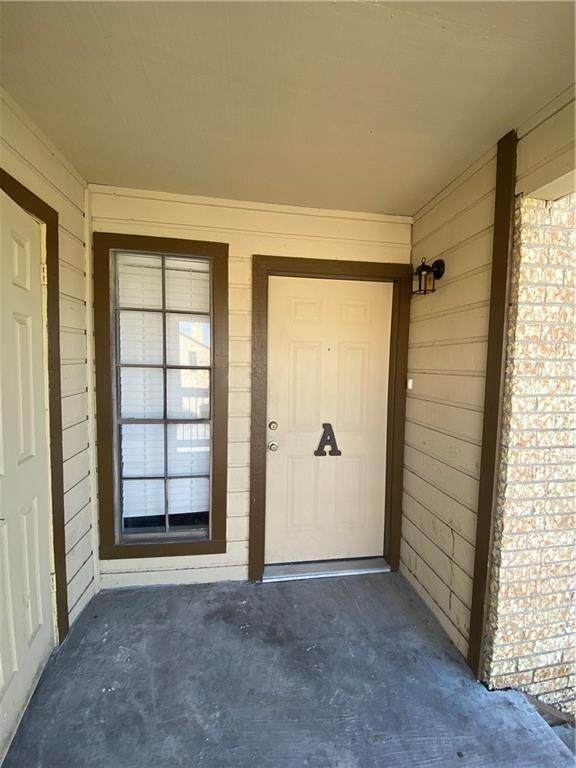2214 Capitan Drive - Photo 1