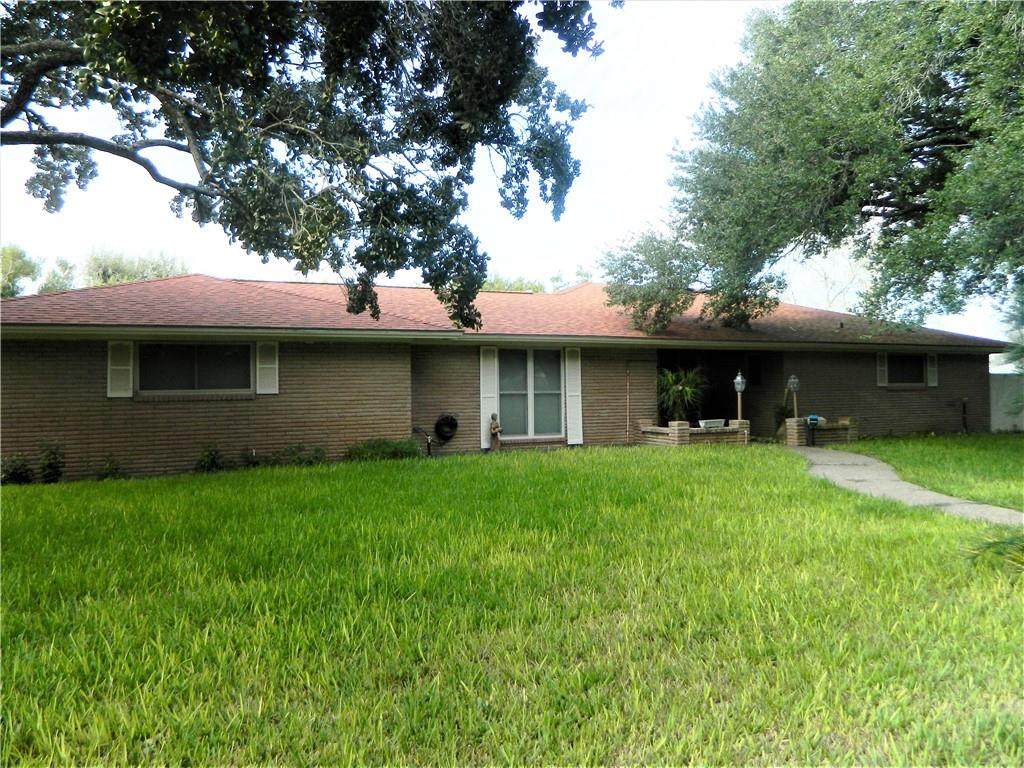 922 9th Street - Photo 1