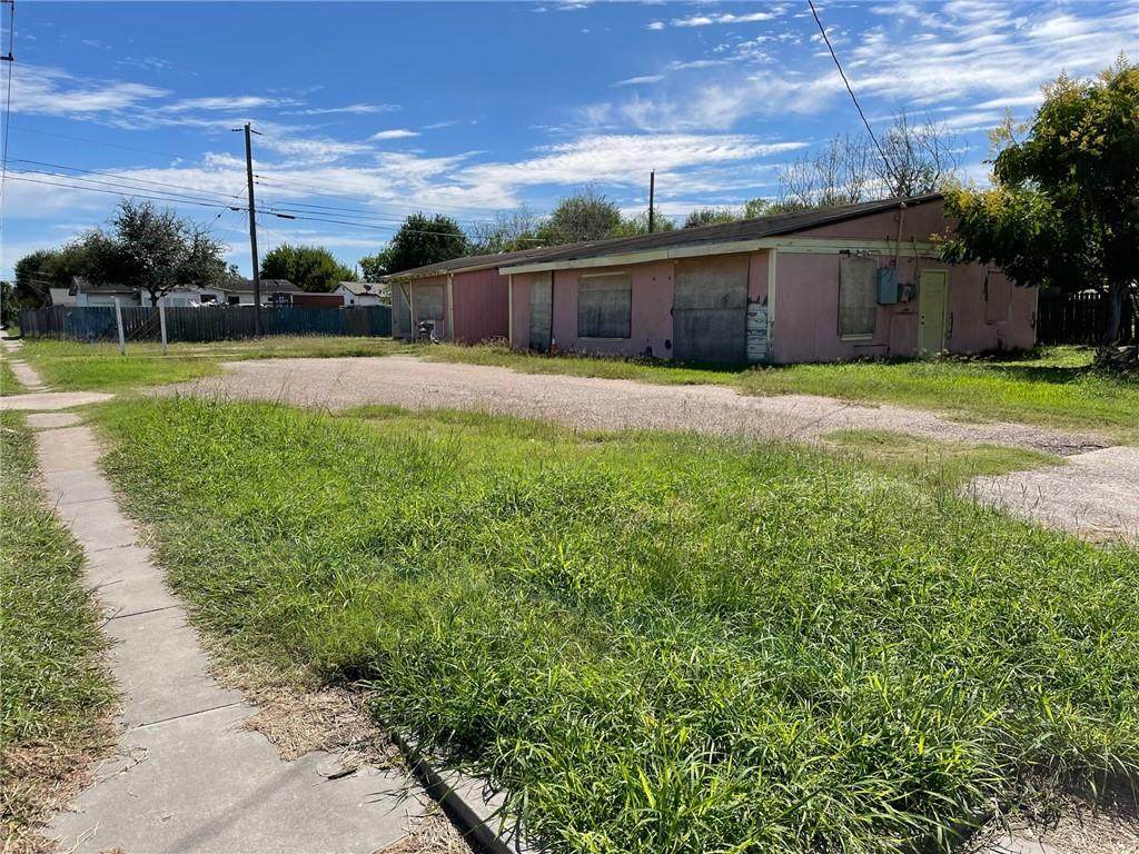 2901 Gollihar - Photo 1