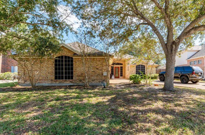 6222 Strasbourg Drive - Photo 1