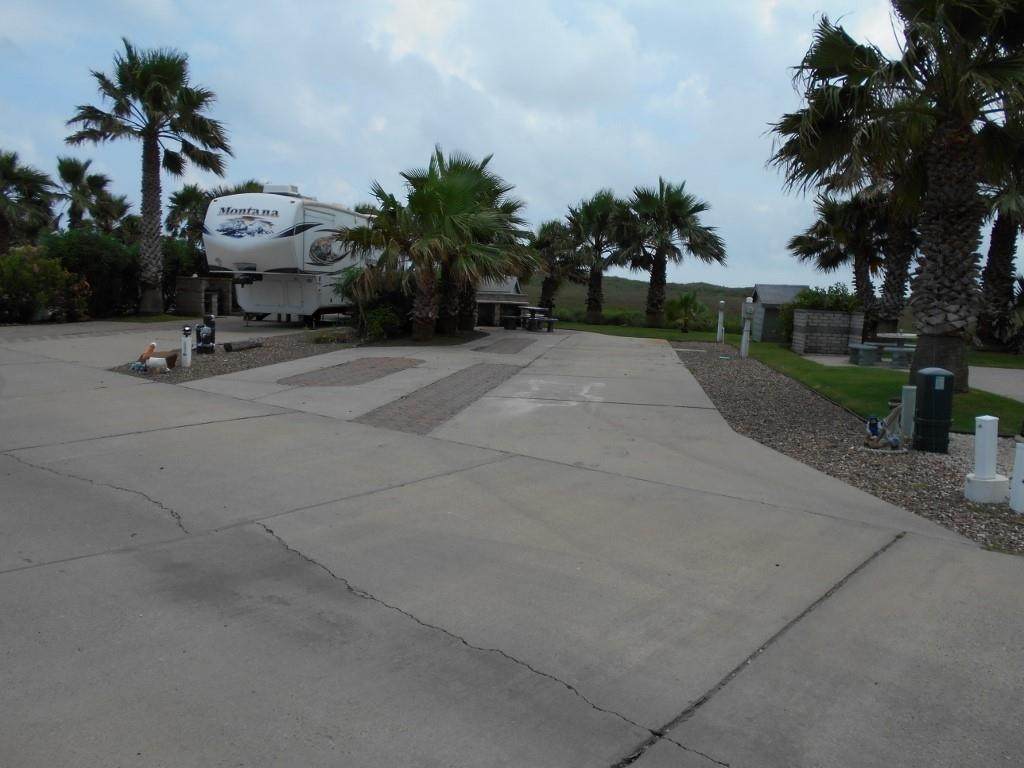 5601 State Highway 361 - Photo 1
