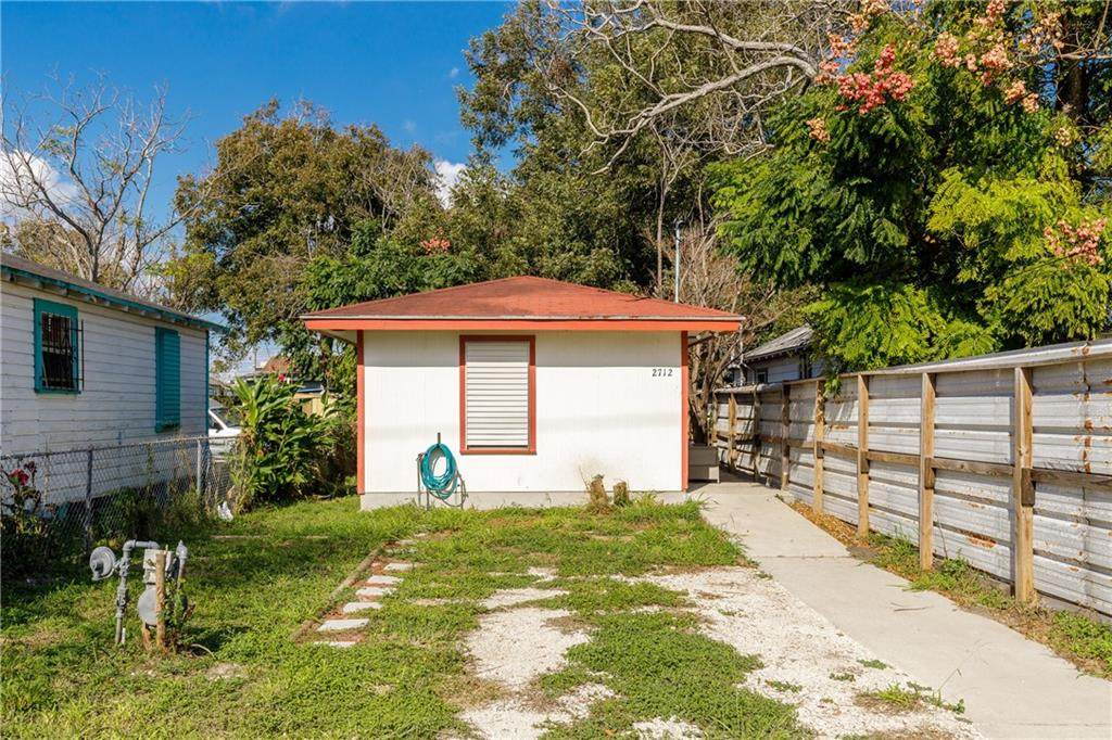 2712 Mary Street - Photo 1