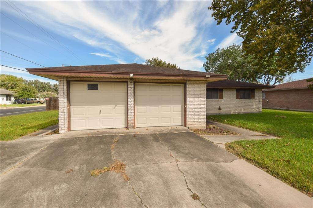10750 Larkwood Street - Photo 1