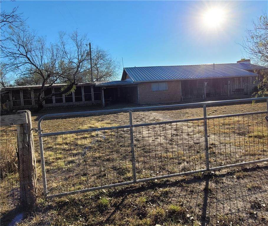 472 County Road 320 - Photo 1