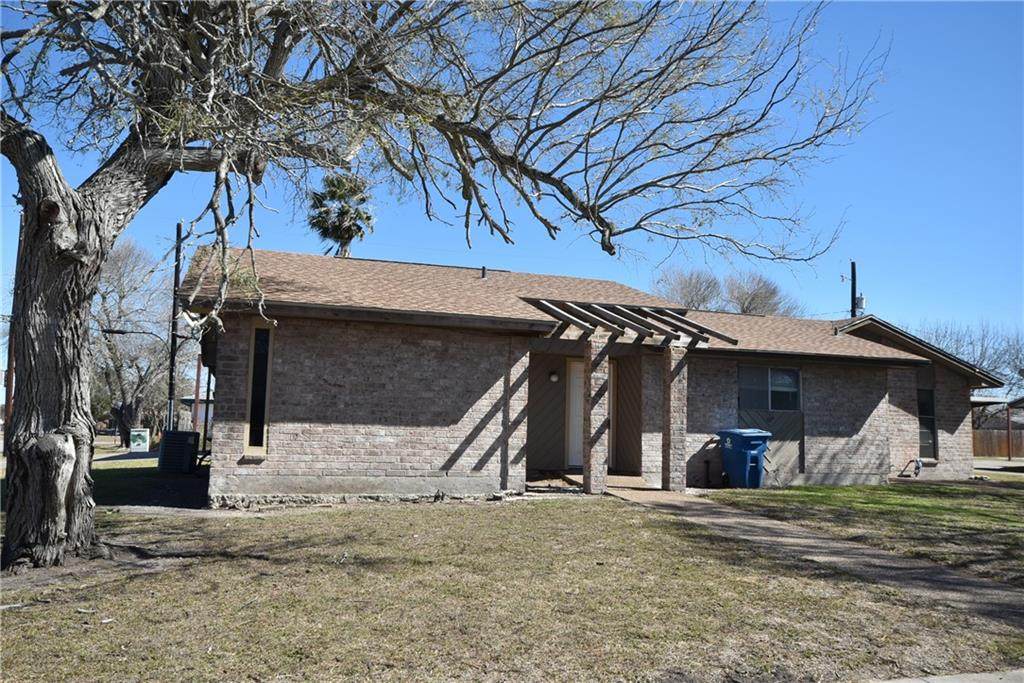 1614 Cimmarron Street - Photo 1