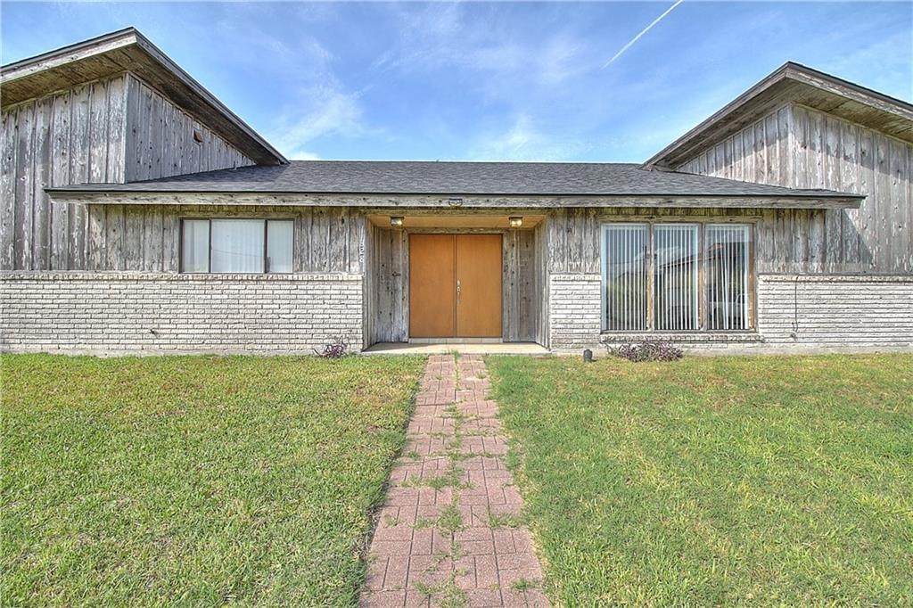 328 Dunes Way - Photo 1