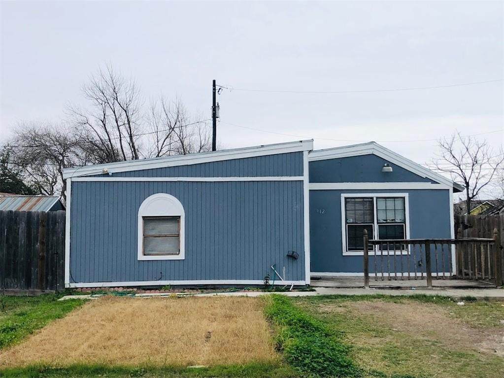 912 Denver Street - Photo 1