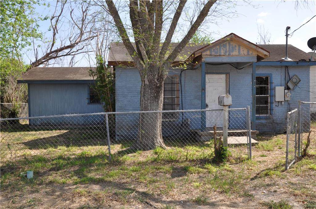 304 Nayer Street - Photo 1