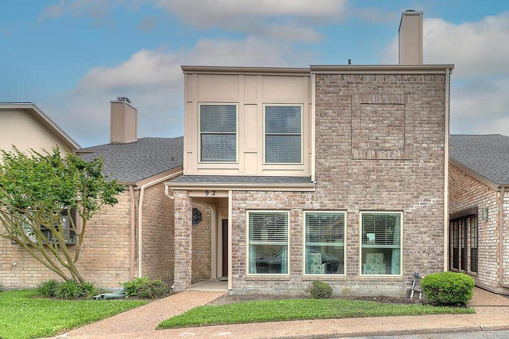 92 Lake Shore Drive - Photo 1