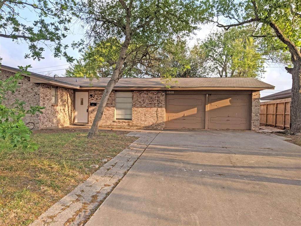 1008 Diomede Street - Photo 1