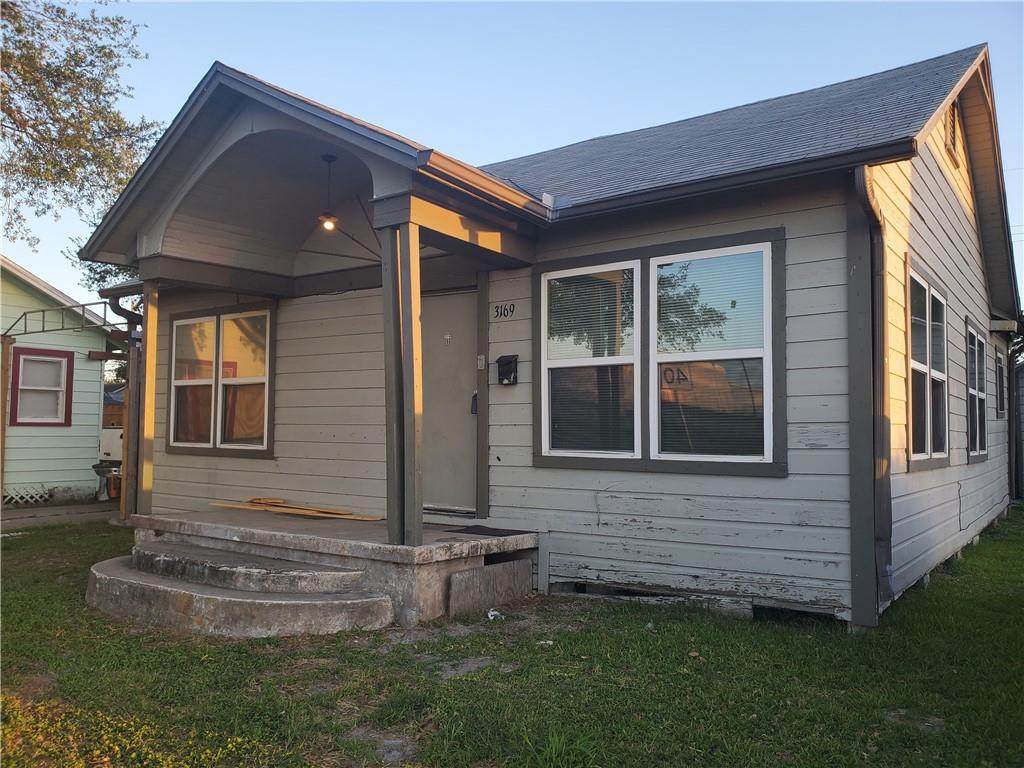 3169 Huisache Street - Photo 1