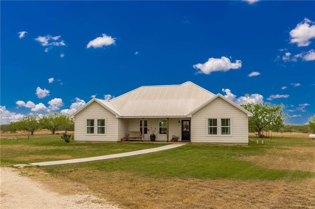 2701 County Road 308 - Photo 1