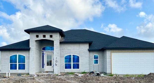 106 Sapphire Street - Photo 1