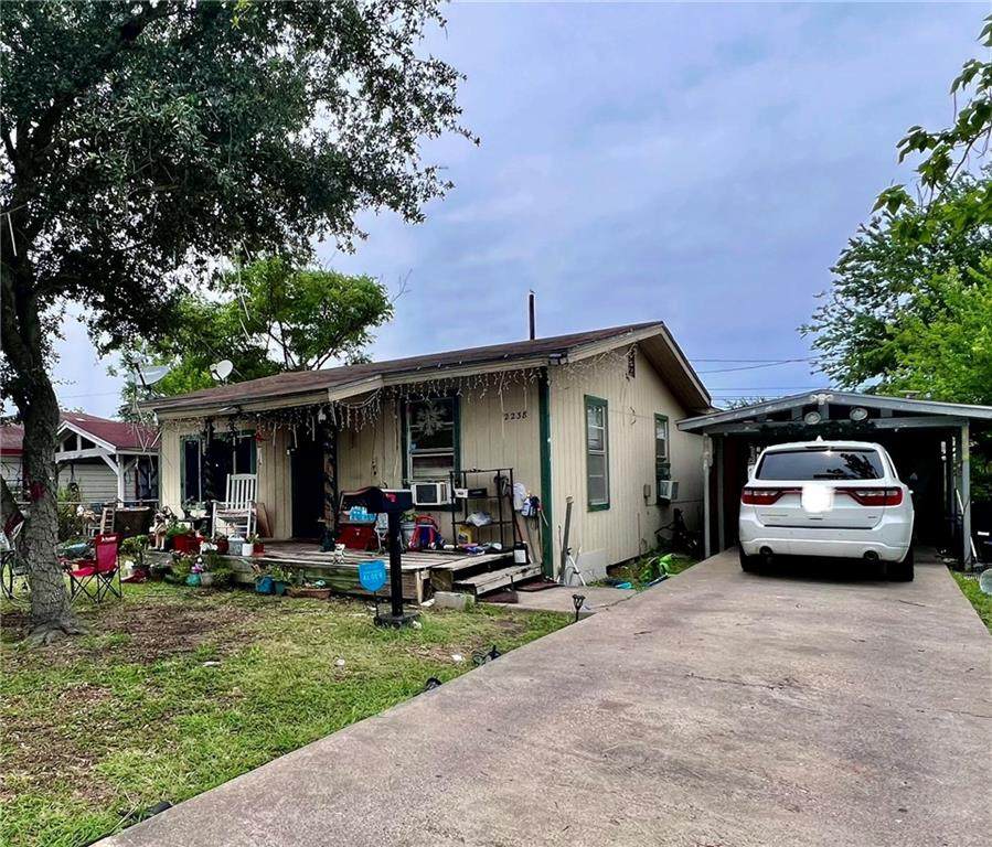 2238 Presa Street - Photo 1
