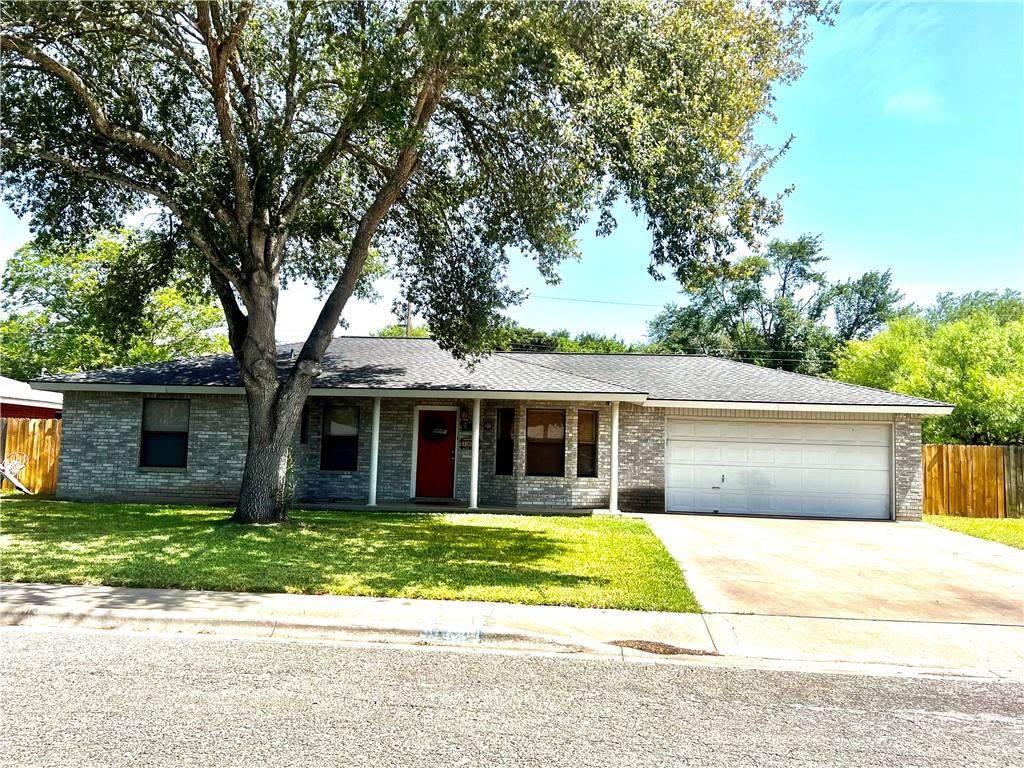 1224 Las Palmas - Photo 1