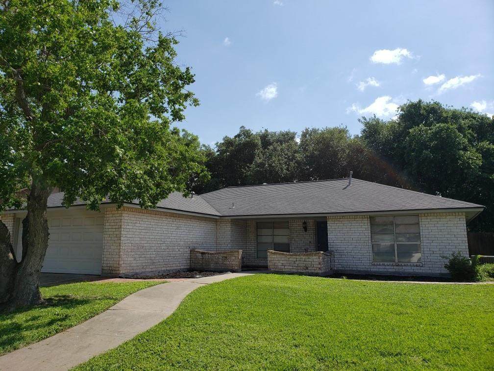 121 Seco Drive - Photo 1