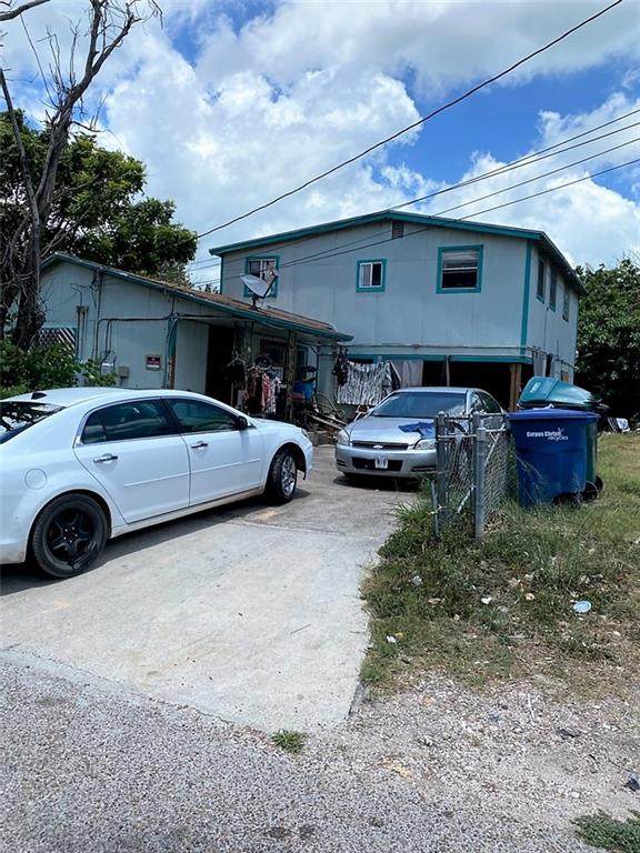 216 Luna Street - Photo 1